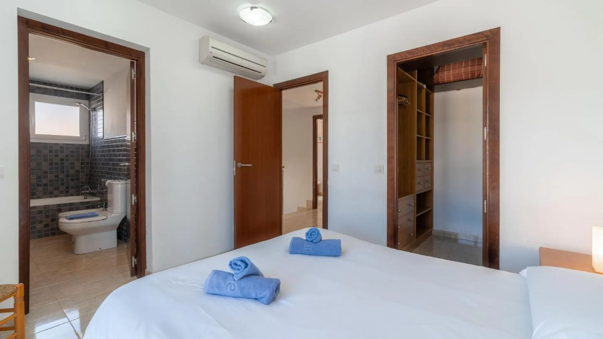 Holiday Home Les Savines By Interhome アルクディア 0*,  スペイン